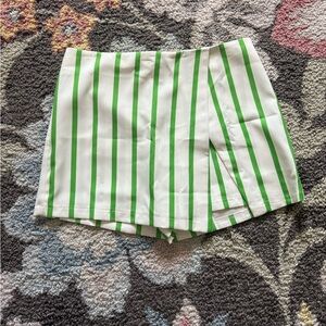 Ovi Green and White Striped Women's Skorts